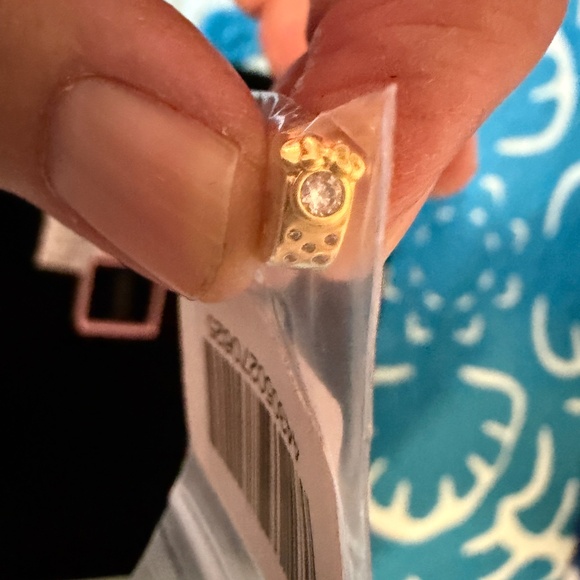 Brand new, never opened. Mickey and Minnie Mouse Clip Charm by Pandora - Picture 2 of 3